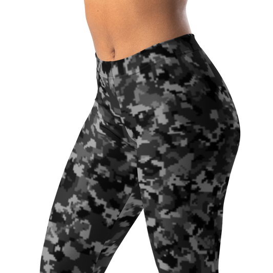 Digita — Contour Static · Greyscale mid-rise everyday leggings, waistband and pattern detail.