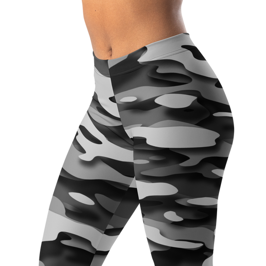 Gulf Relief Greyscale camouflage mid-rise comfort leggings, waistband and pattern detail.