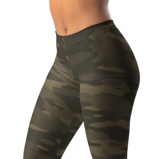 Gulf — Striation · Woodland mid-rise everyday leggings, waistband and pattern detail.