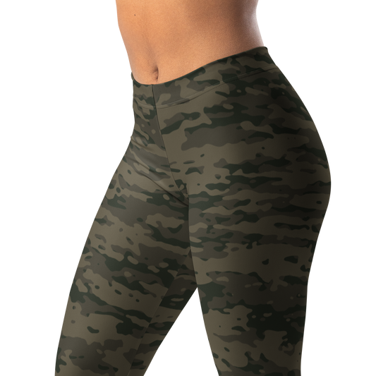 Inka Woodland camouflage mid-rise comfort leggings, waistband and pattern detail.