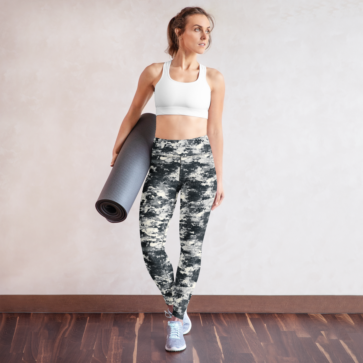 Textra Greyscale camouflage high-waisted yoga leggings, yoga lifestyle view.