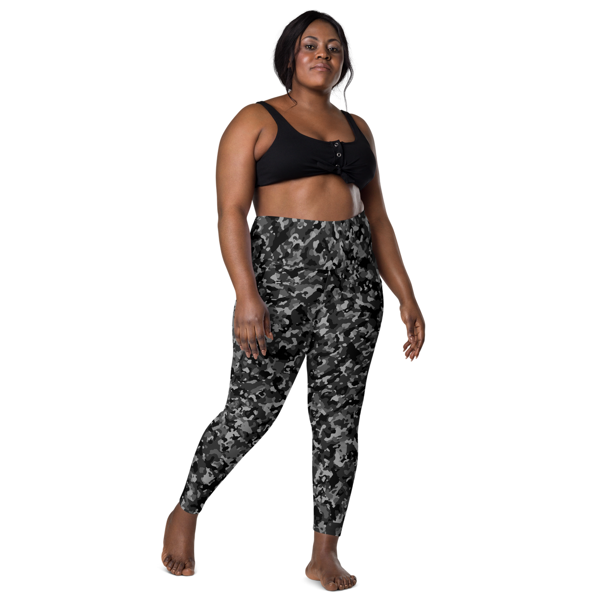 Blizza Greyscale high-waisted pocket leggings, larger-model front view.