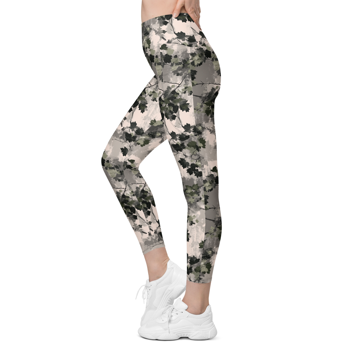 Detrita Original camouflage high-waisted pocket leggings, movement view.