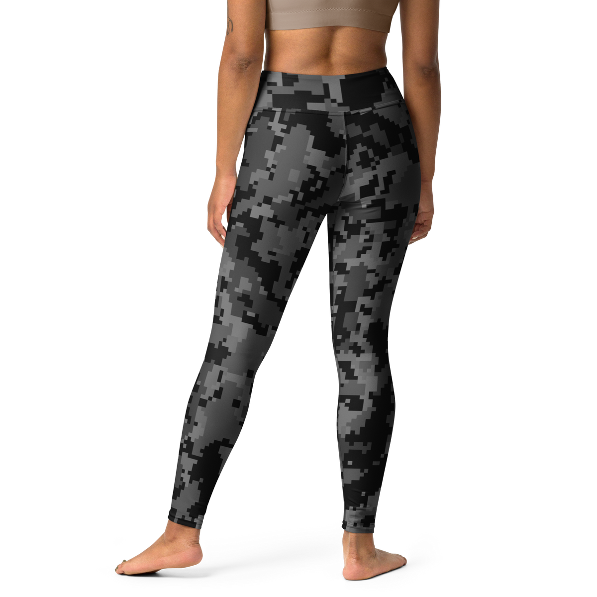 Digita Greyscale 1 camouflage high-waisted yoga leggings, back view.