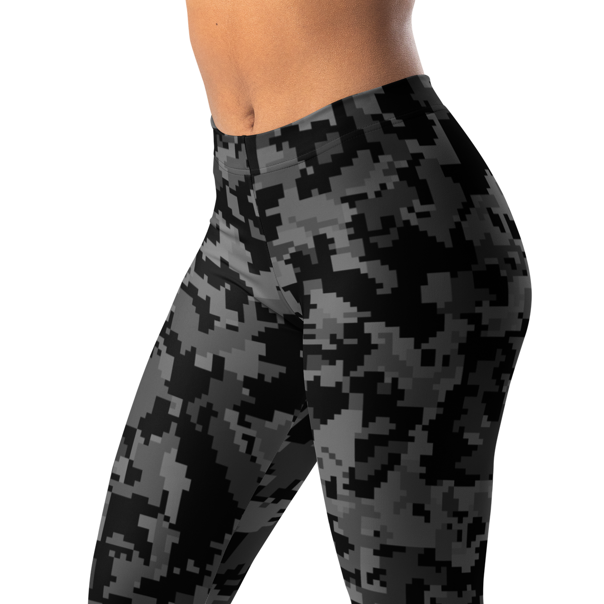 Digita Greyscale 1 camouflage mid-rise comfort leggings, waistband and pattern detail.