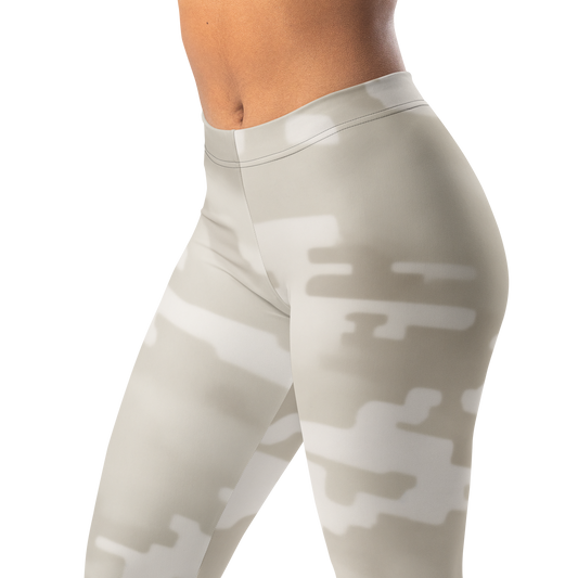 Digosta · Beige mid-rise everyday leggings, waistband and pattern detail.