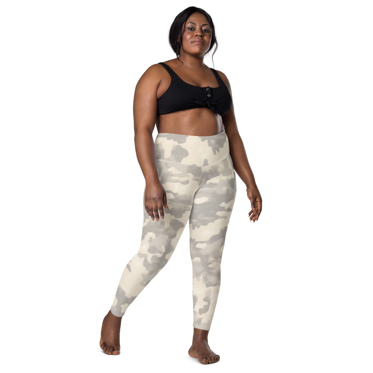 Digosta Diffusion Beige high-waisted pocket leggings, larger-model front view.