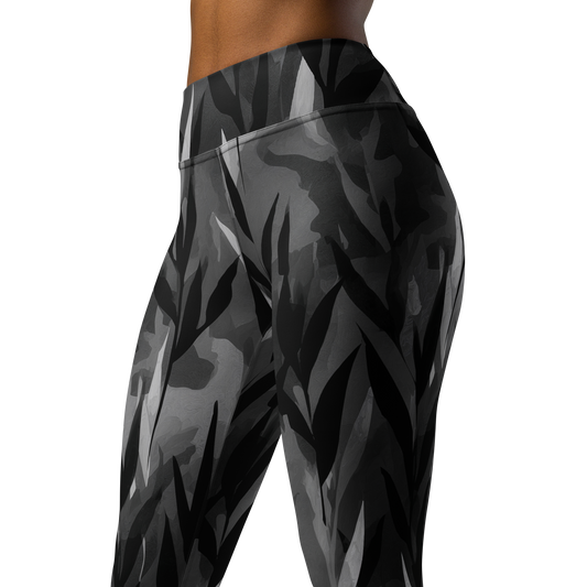 Gardenia · Greyscale high-waisted yoga leggings, close three-quarter pattern view.