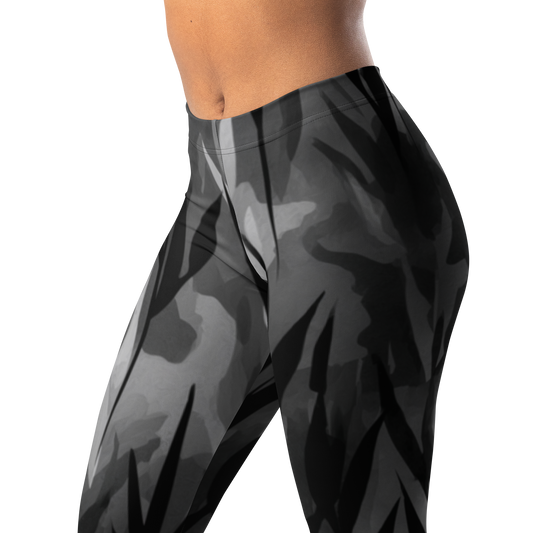 Gardenia · Greyscale mid-rise everyday leggings, waistband and pattern detail.