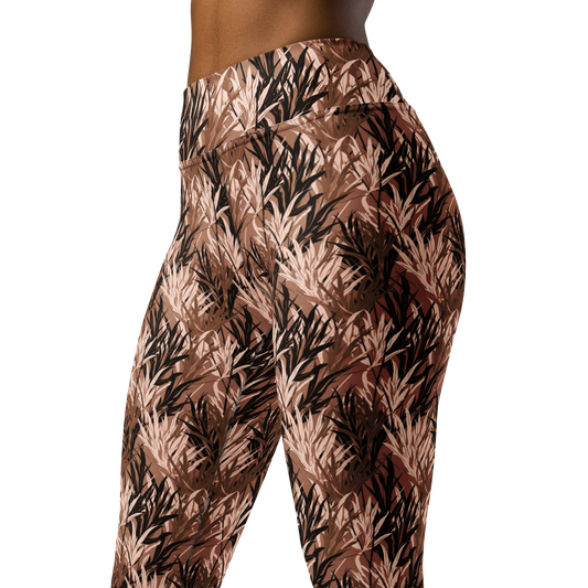 Grassland · Relaxed Elegance high-waisted yoga leggings, close three-quarter pattern view.