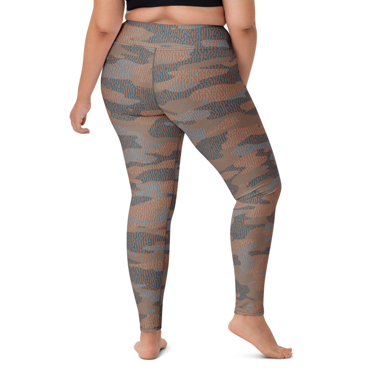 Gulf Turing Relaxed Elegance camouflage high-waisted yoga leggings, larger-model right-back view.