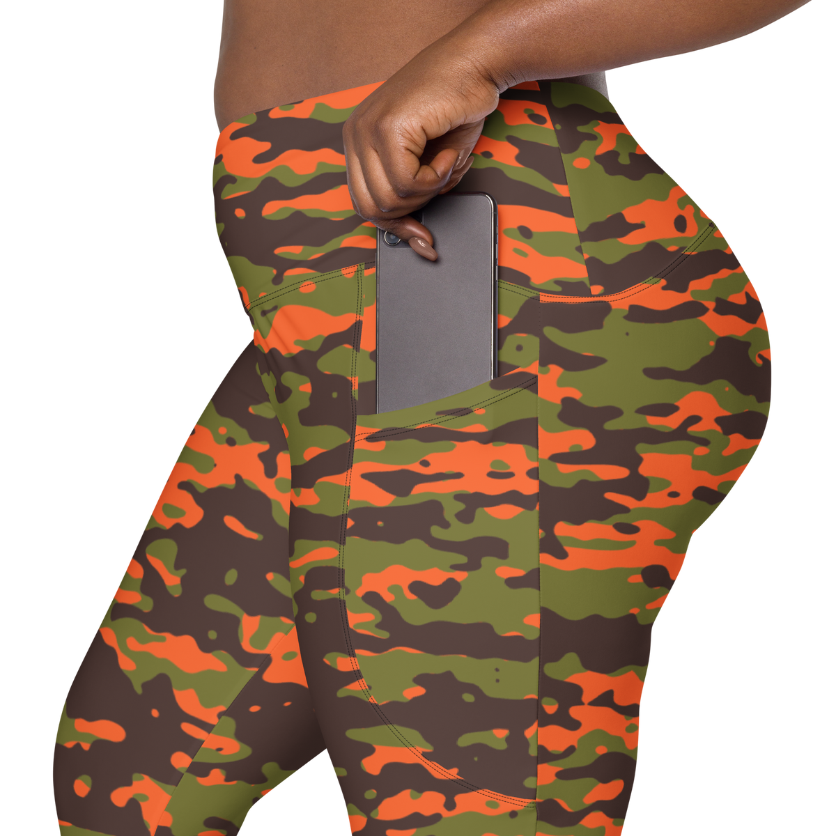 Inka Fall & Autumn camouflage high-waisted pocket leggings, rear pocket detail.