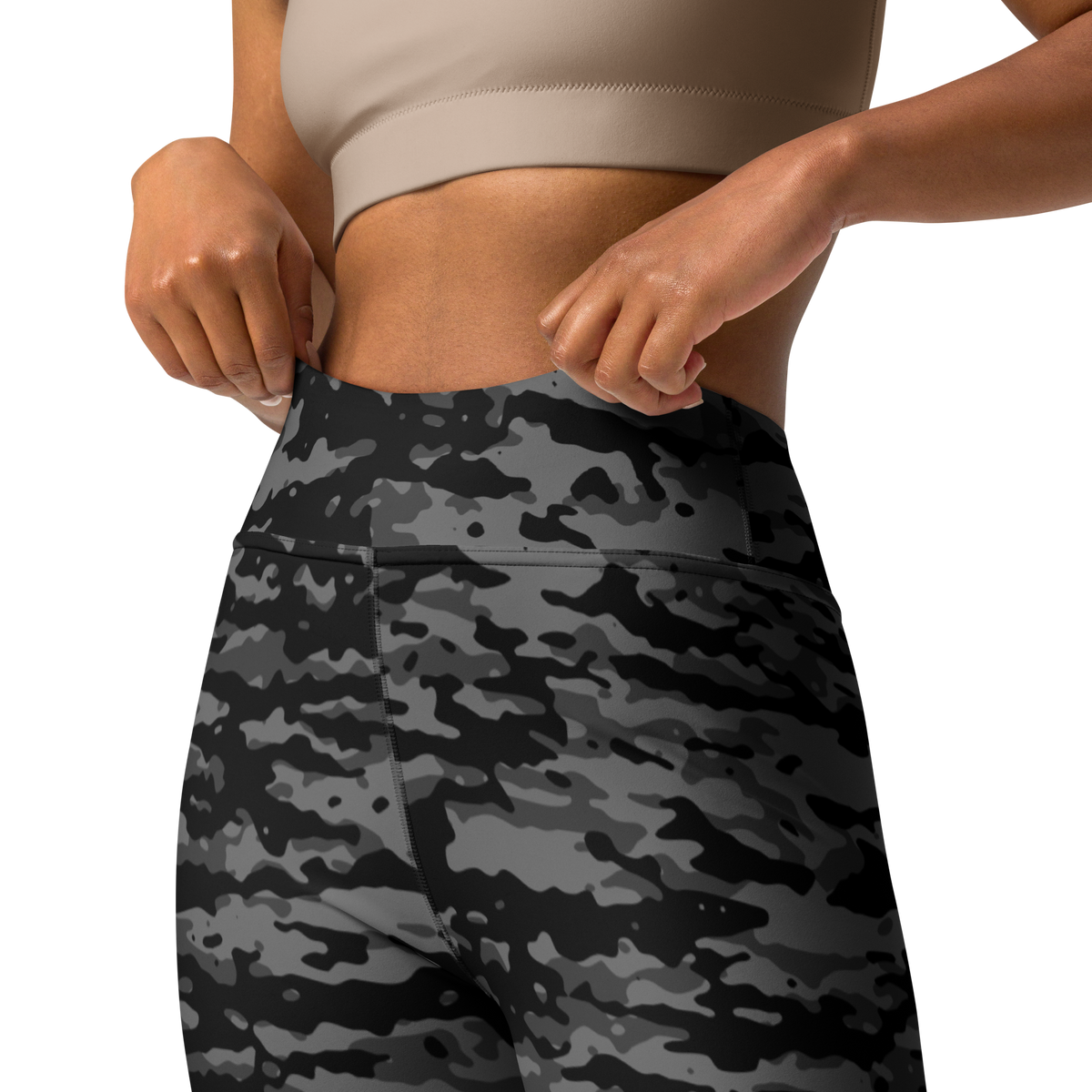 Inka Greyscale camouflage high-waisted yoga leggings, waistband and construction detail.