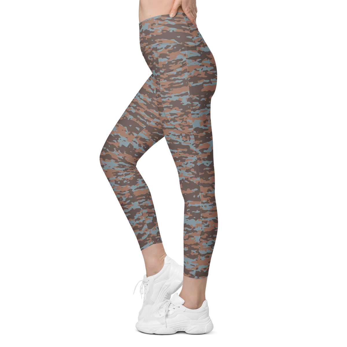 Inka Subtle Contrasts camouflage high-waisted pocket leggings, movement view.