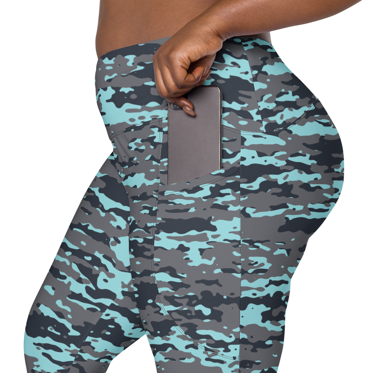 Inka Winter camouflage high-waisted pocket leggings, rear pocket detail.