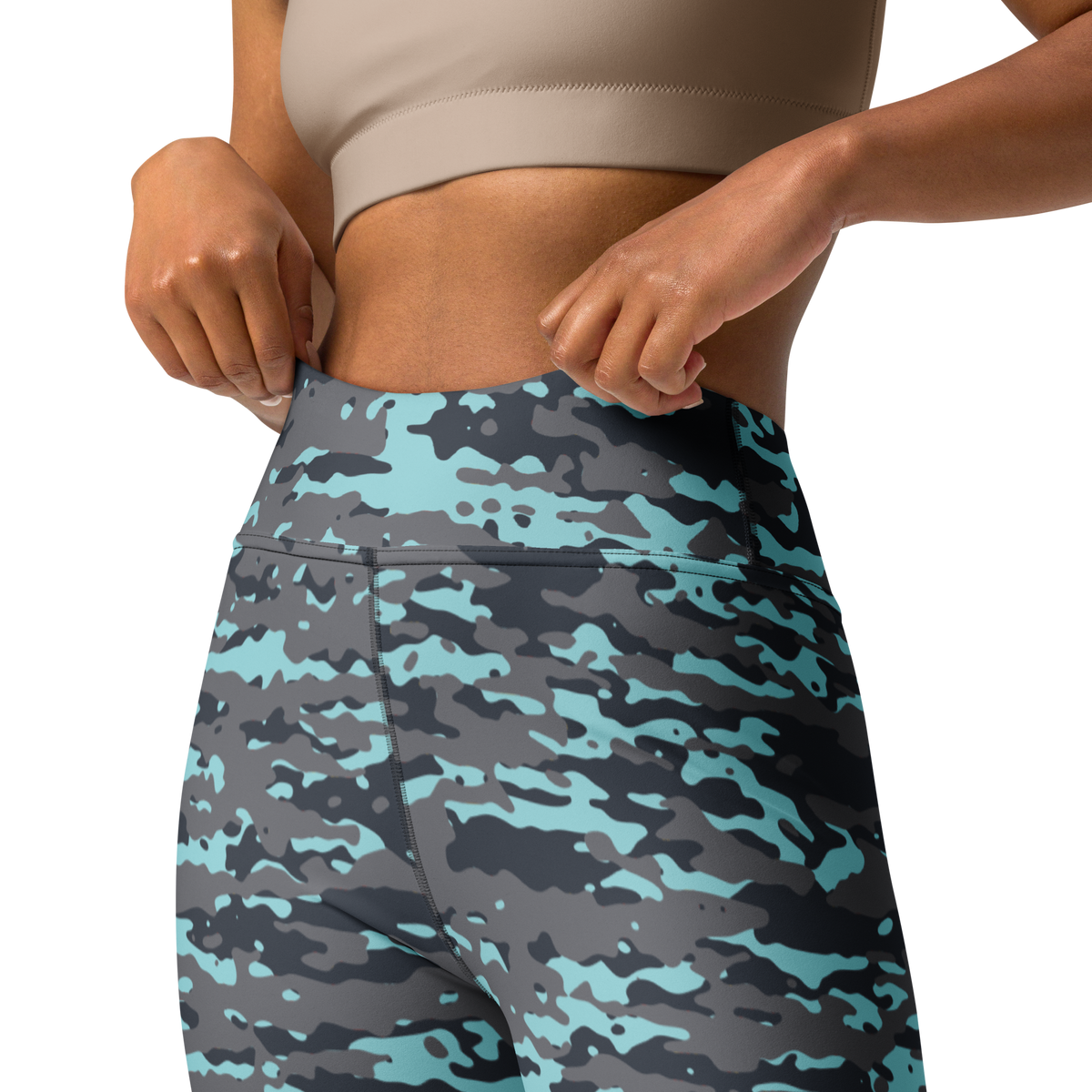 Inka Winter camouflage high-waisted yoga leggings, waistband and construction detail.