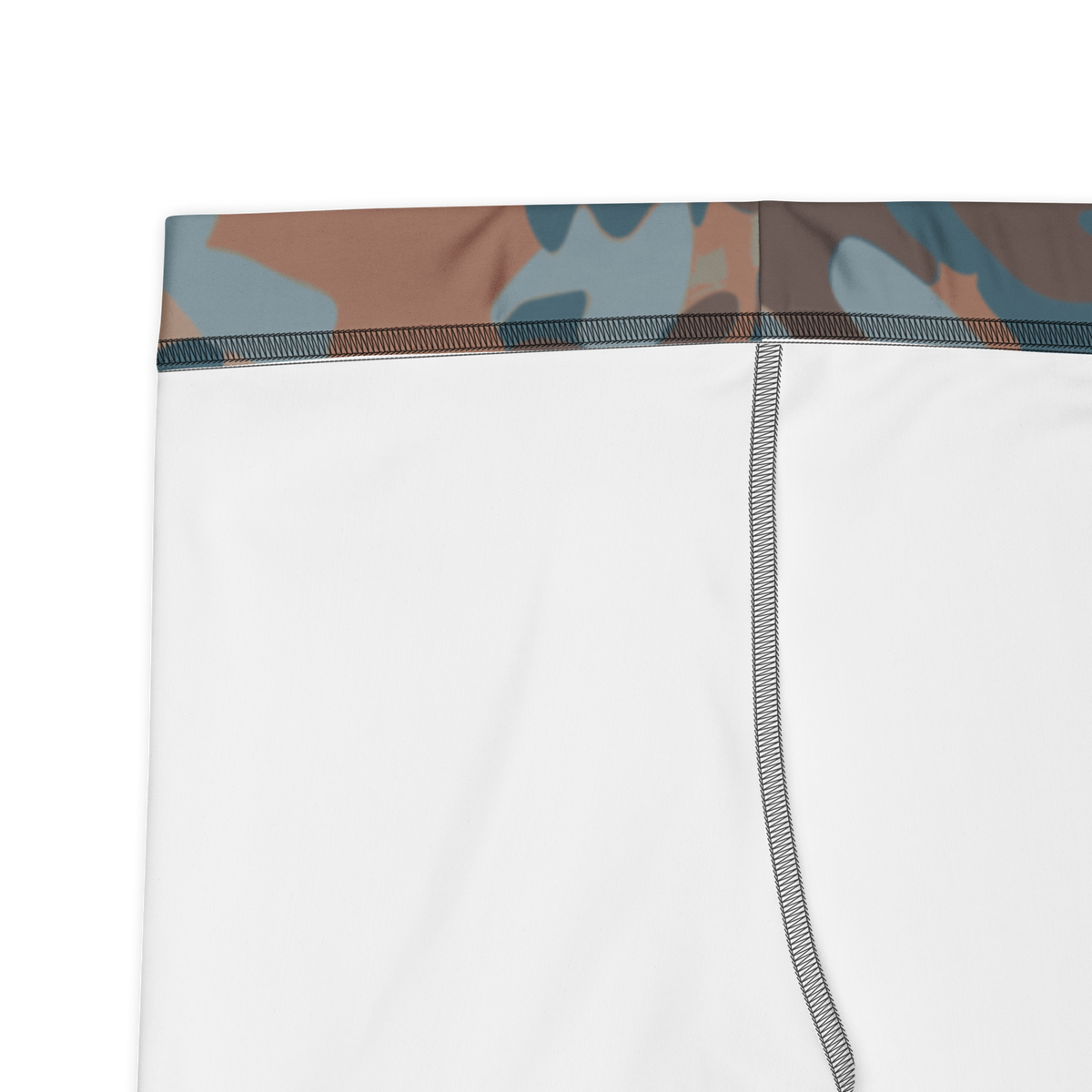 Jigg Subtle Contrasts camouflage mid-rise comfort leggings, fabric and construction details.