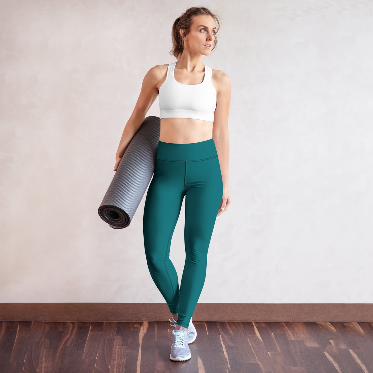 Plain Harbour Blue high-waisted yoga leggings, yoga lifestyle view.