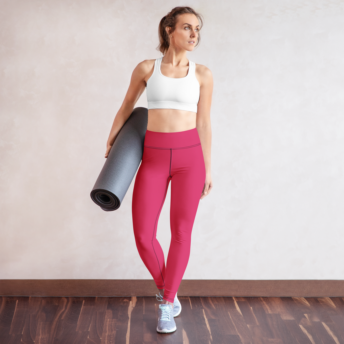 Plain Innuendo high-waisted yoga leggings, yoga lifestyle view.
