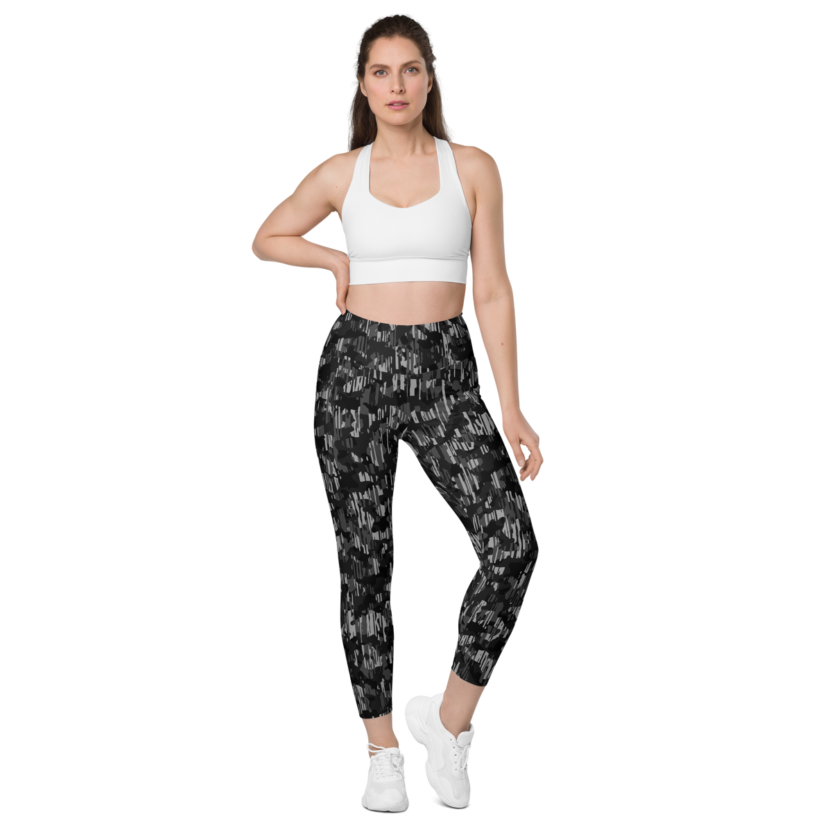 Savannah Black high-waisted pocket leggings, straight-front view.