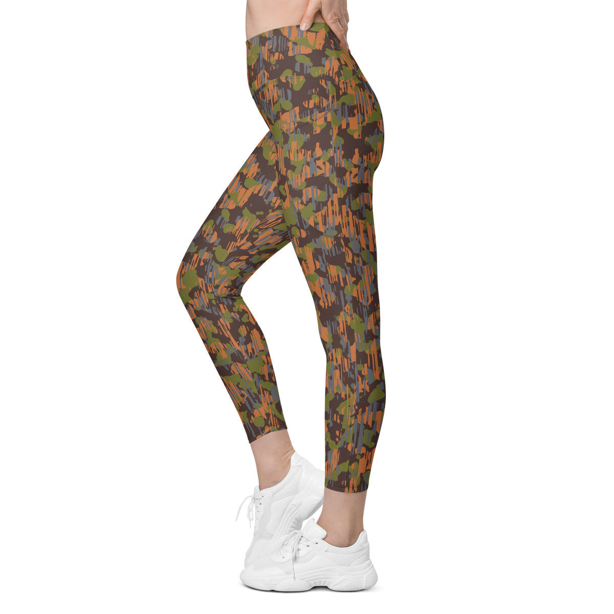 Savannah Fall 5 high-waisted pocket leggings, movement view.