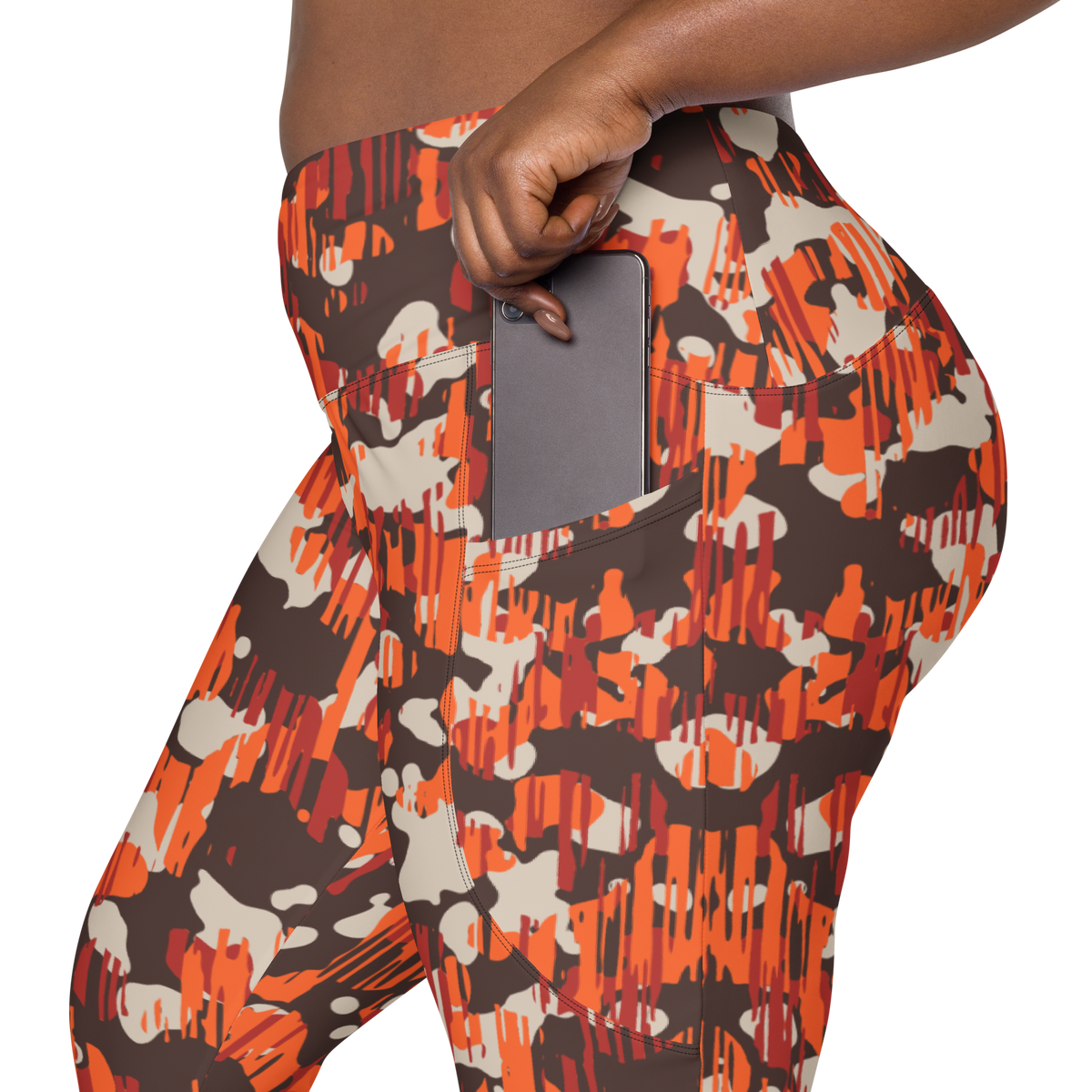 Savannah Fall 7 high-waisted pocket leggings, rear pocket detail.
