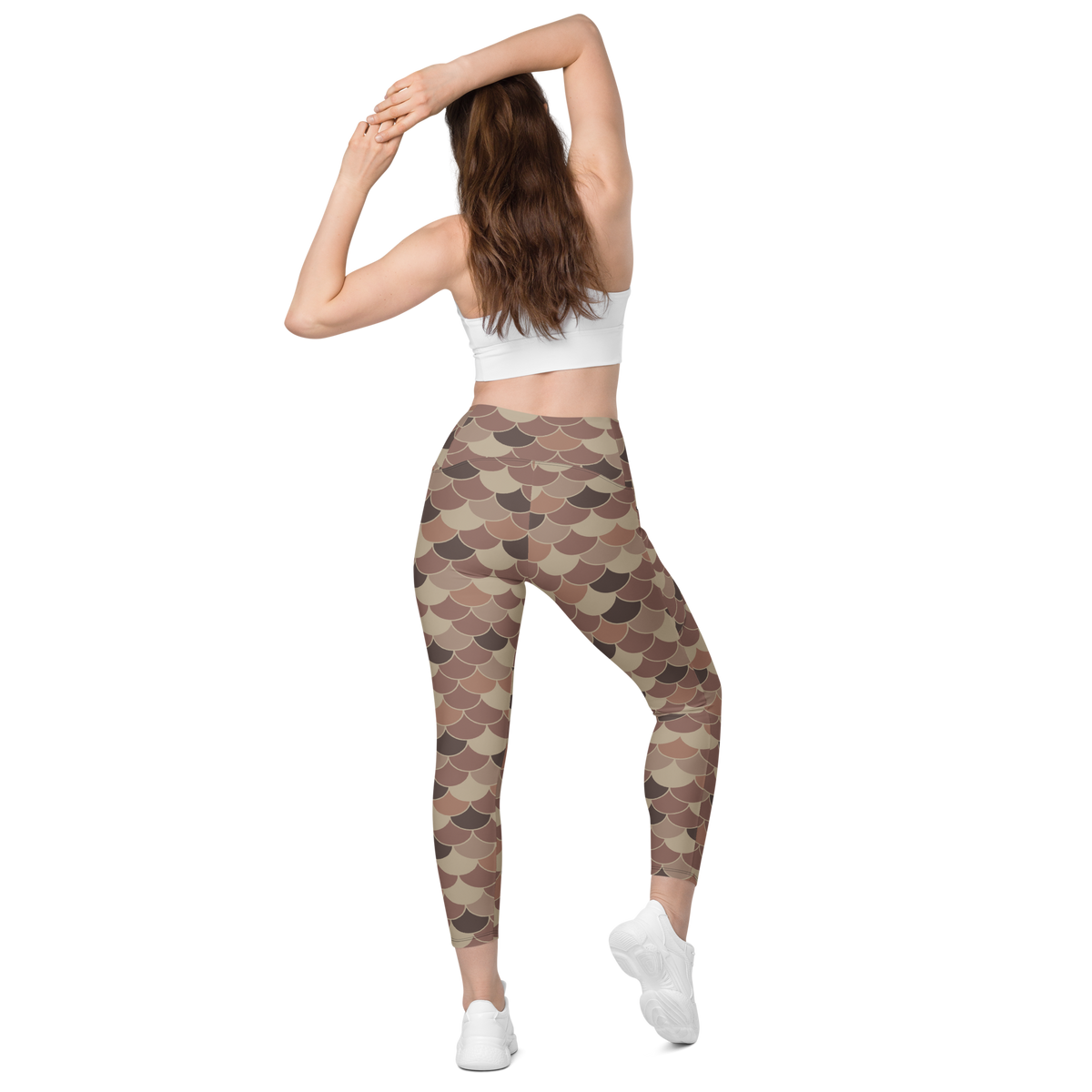 Scallop Relaxed Elegance high-waisted pocket leggings, back view.