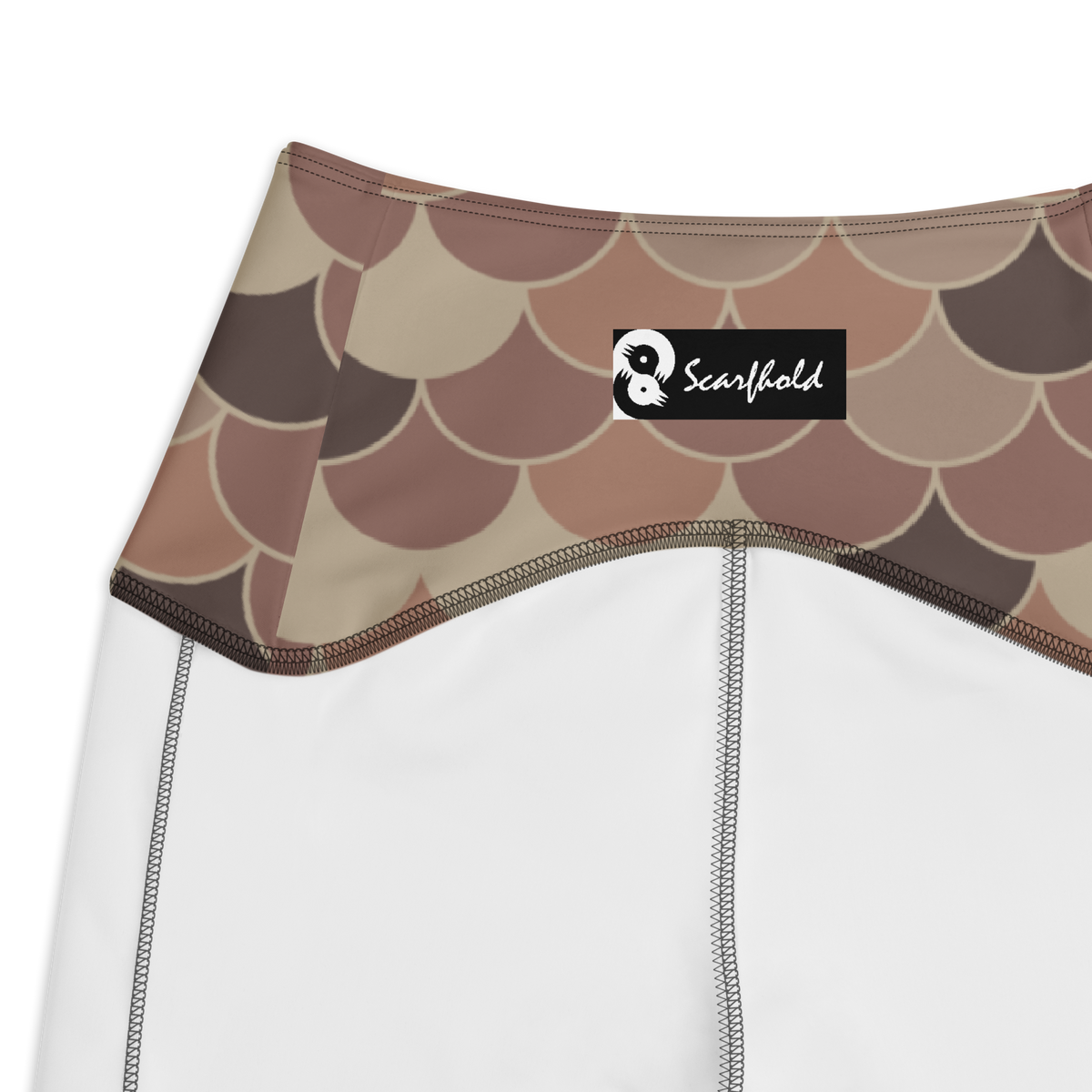 Scallop Relaxed Elegance high-waisted pocket leggings, inside-label and construction detail.