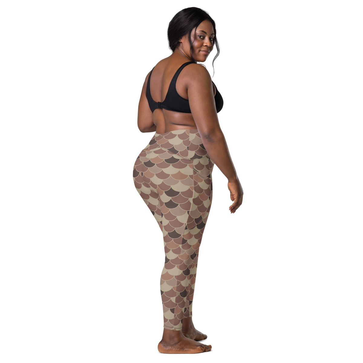 Scallop Relaxed Elegance high-waisted pocket leggings, larger-model back view.