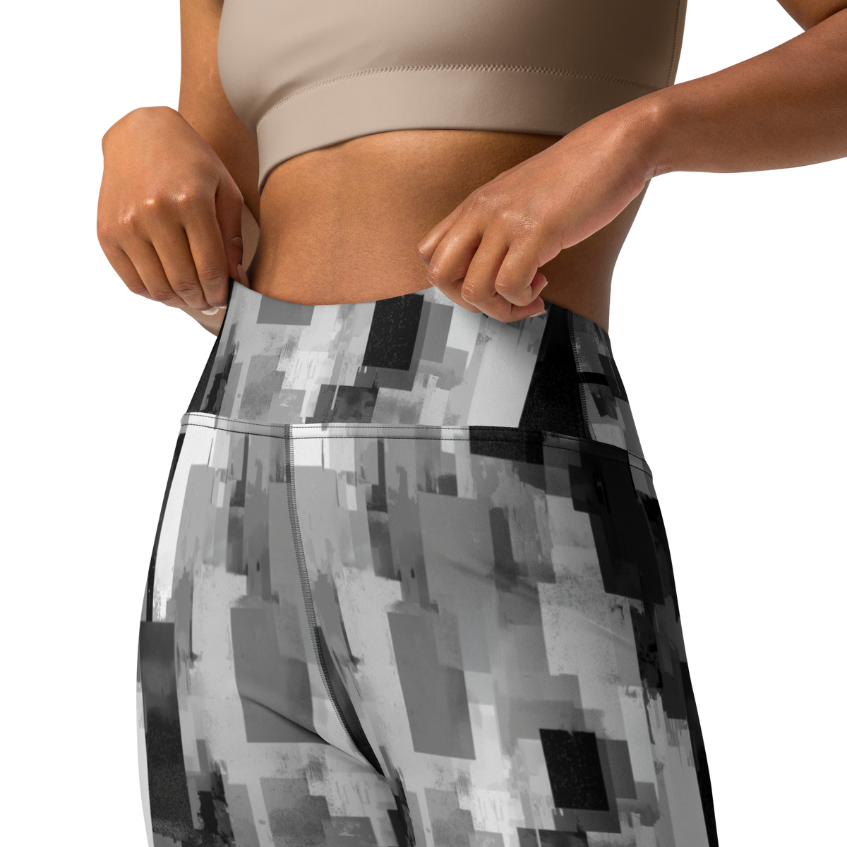 Statique Greyscale camouflage high-waisted yoga leggings, waistband and construction detail.