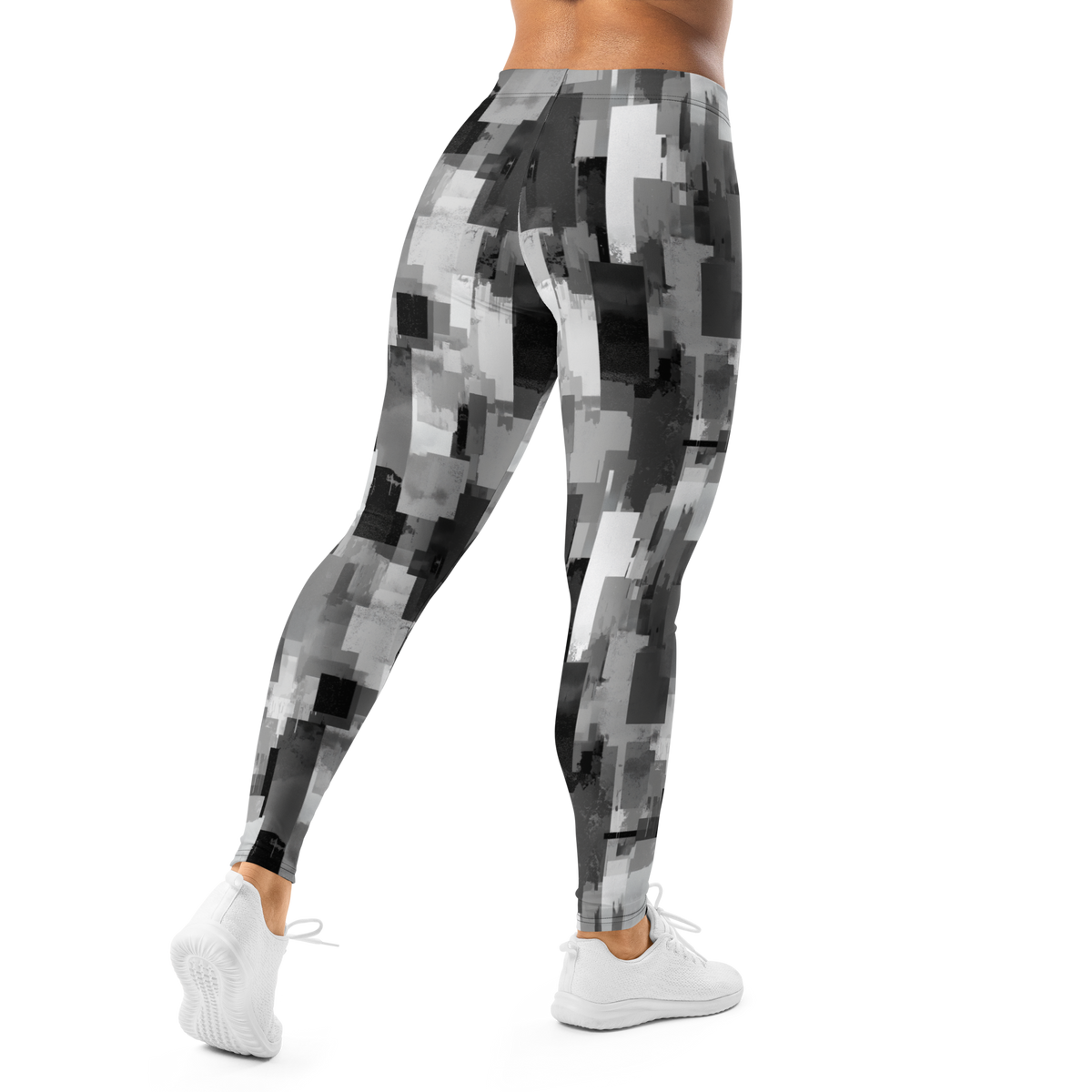 Statique Greyscale camouflage mid-rise comfort leggings, back view.