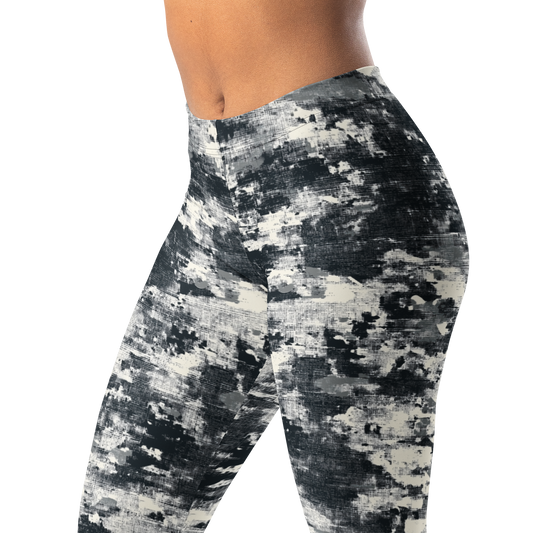 Textra Greyscale camouflage mid-rise comfort leggings, waistband and pattern detail.