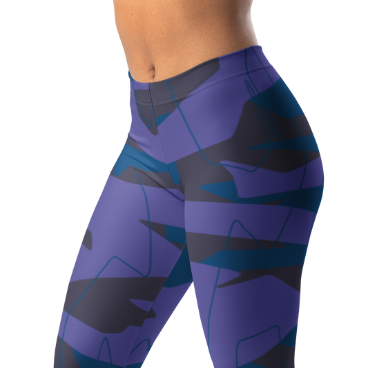 Timbre · Classic Blue · 18 mid-rise everyday leggings, waistband and pattern detail.
