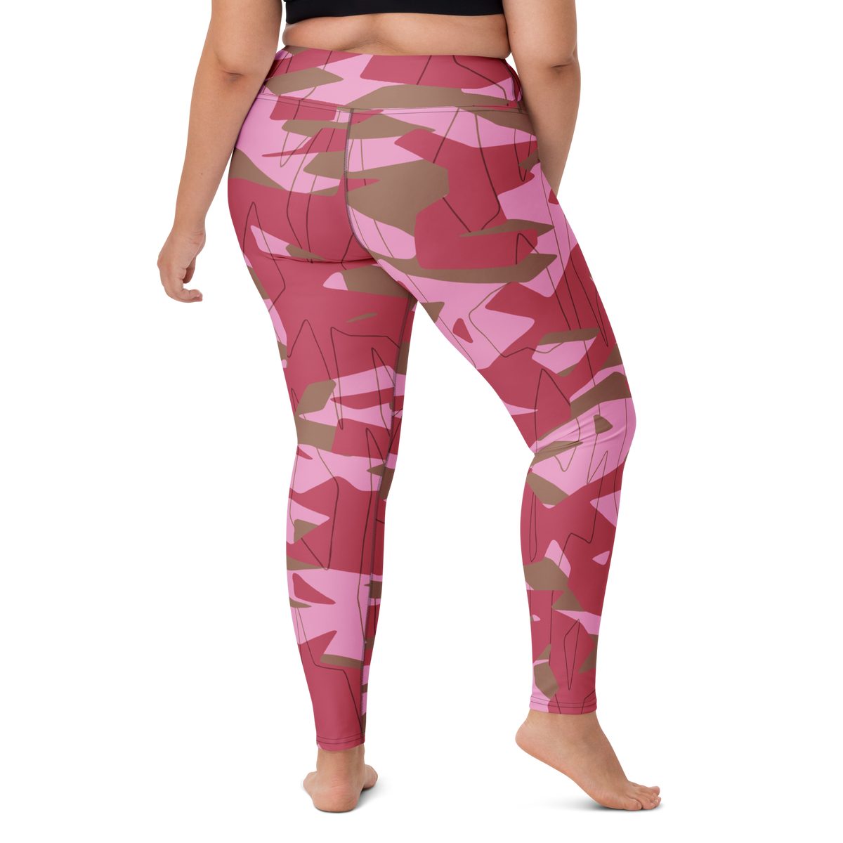 Timbre Deliciousness camouflage high-waisted yoga leggings, larger-model right-back view.