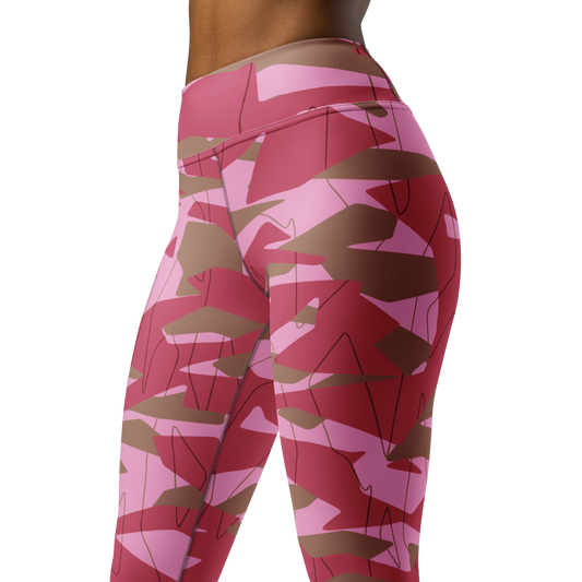 Timbre · Deliciousness high-waisted yoga leggings, close three-quarter pattern view.