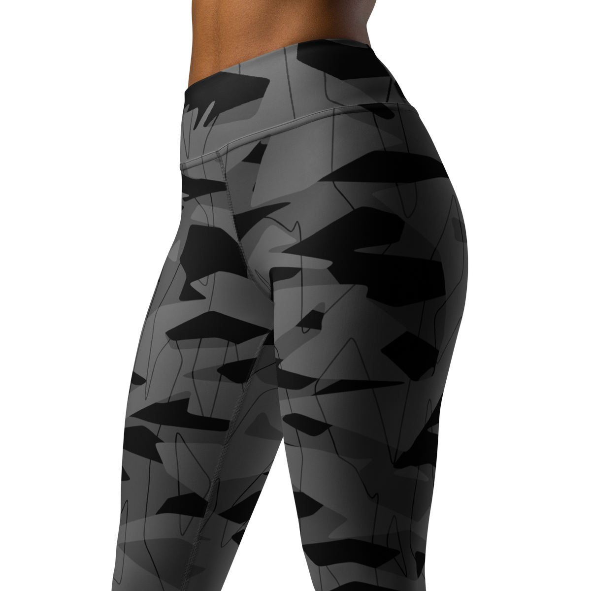 Timbre Greyscale 1 camouflage high-waisted yoga leggings, close pattern view.
