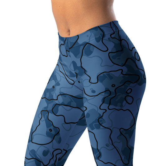 Tundra Lichen Blue camouflage mid-rise comfort leggings, waistband and pattern detail.