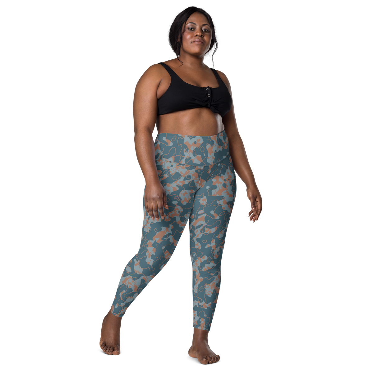 Tundra Subtle Contrasts camouflage high-waisted pocket leggings, larger-model front view.