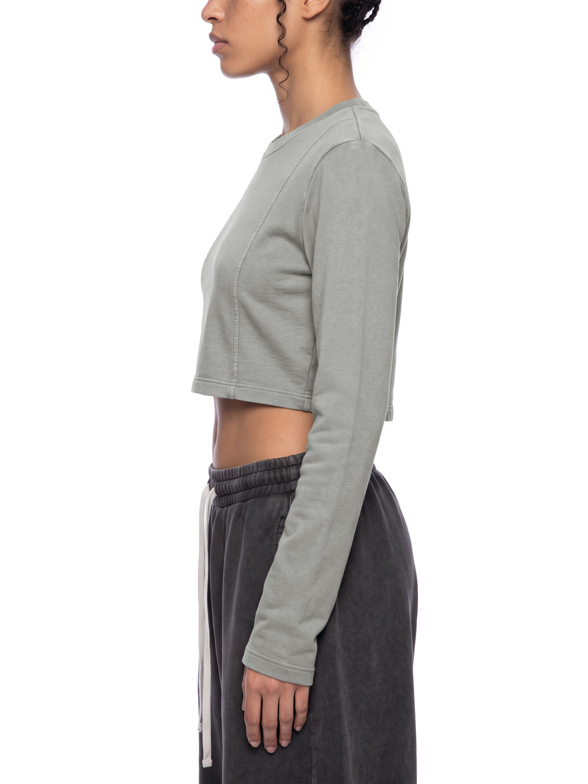 Women’s Mineral-Wash Cropped Sweatshirt — side view