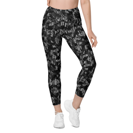 Savannah · Black high-waisted pocket leggings, front view.